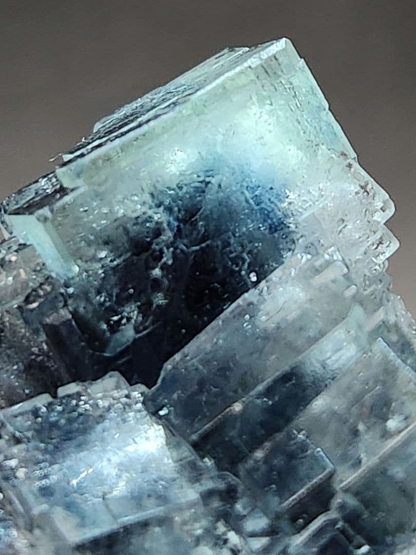 レア✨赤蛍光 高品質 湖南省産 フローライト 原石