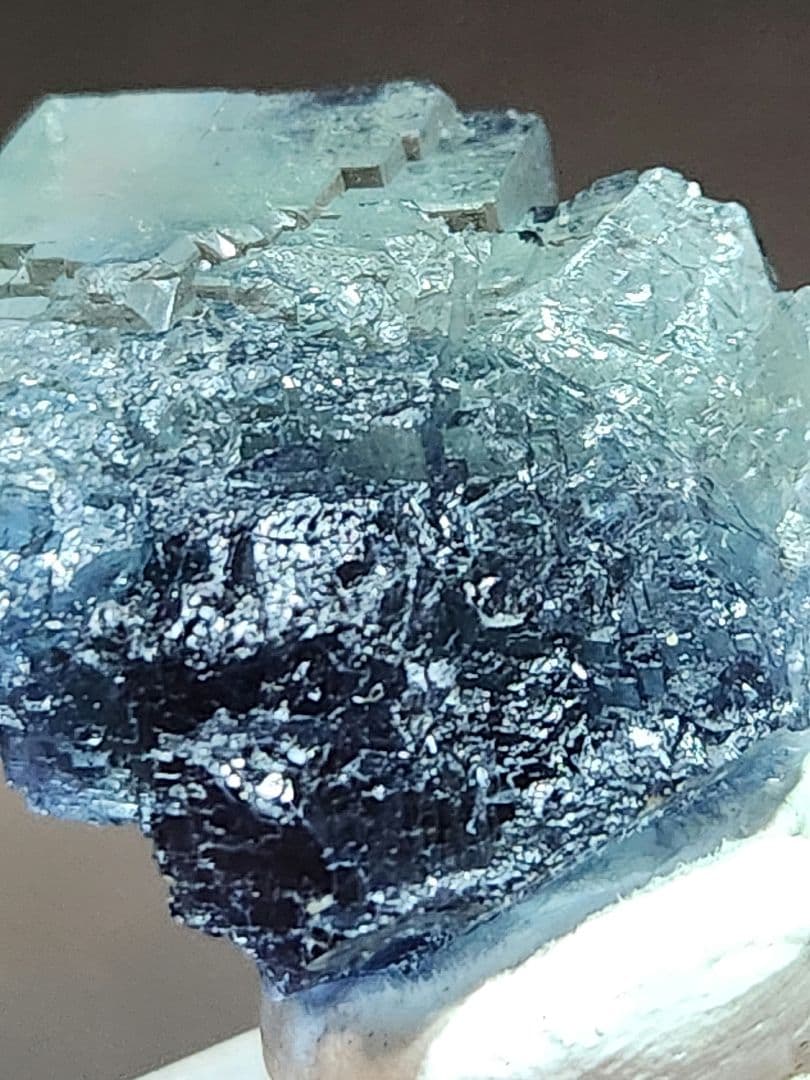 レア✨赤蛍光 高品質 湖南省産 フローライト 原石