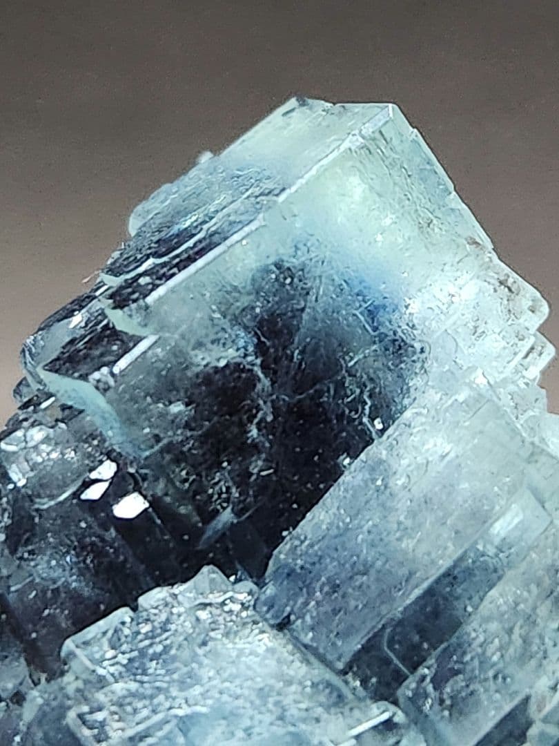 レア✨赤蛍光 高品質 湖南省産 フローライト 原石