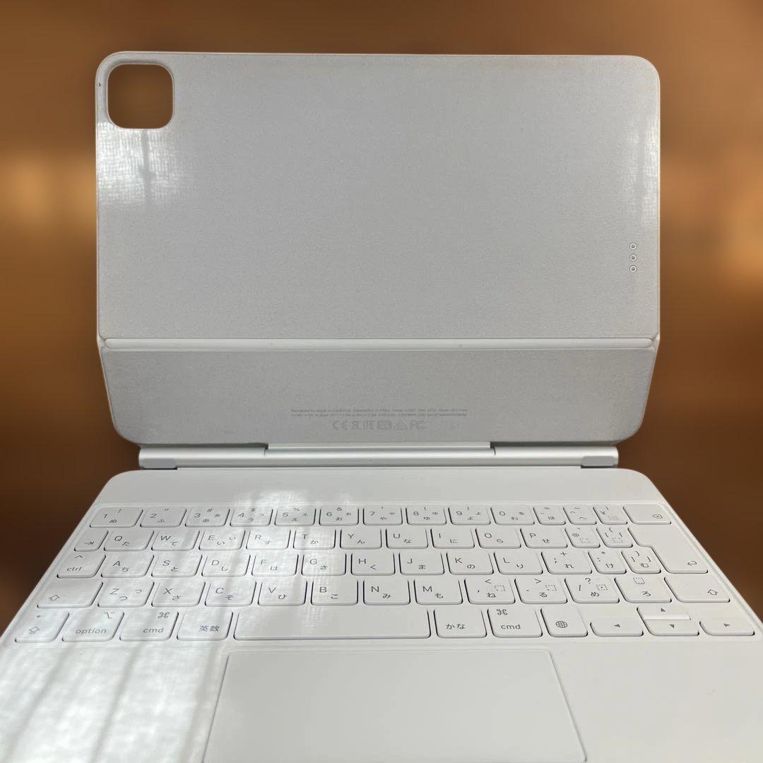 Apple純正のiPad用Magic Keyboard（ホワイト）