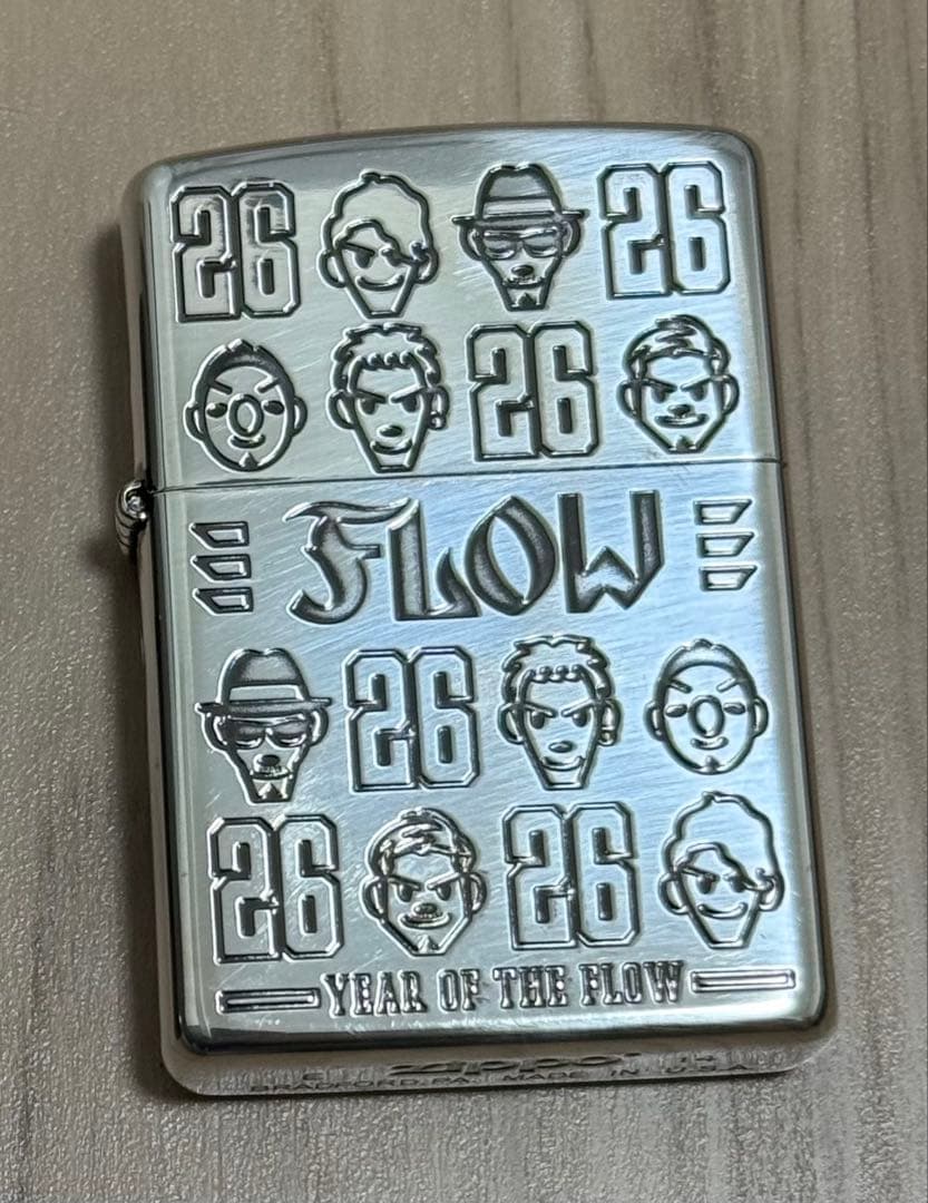 ミュージシャン FLOW Zippo
