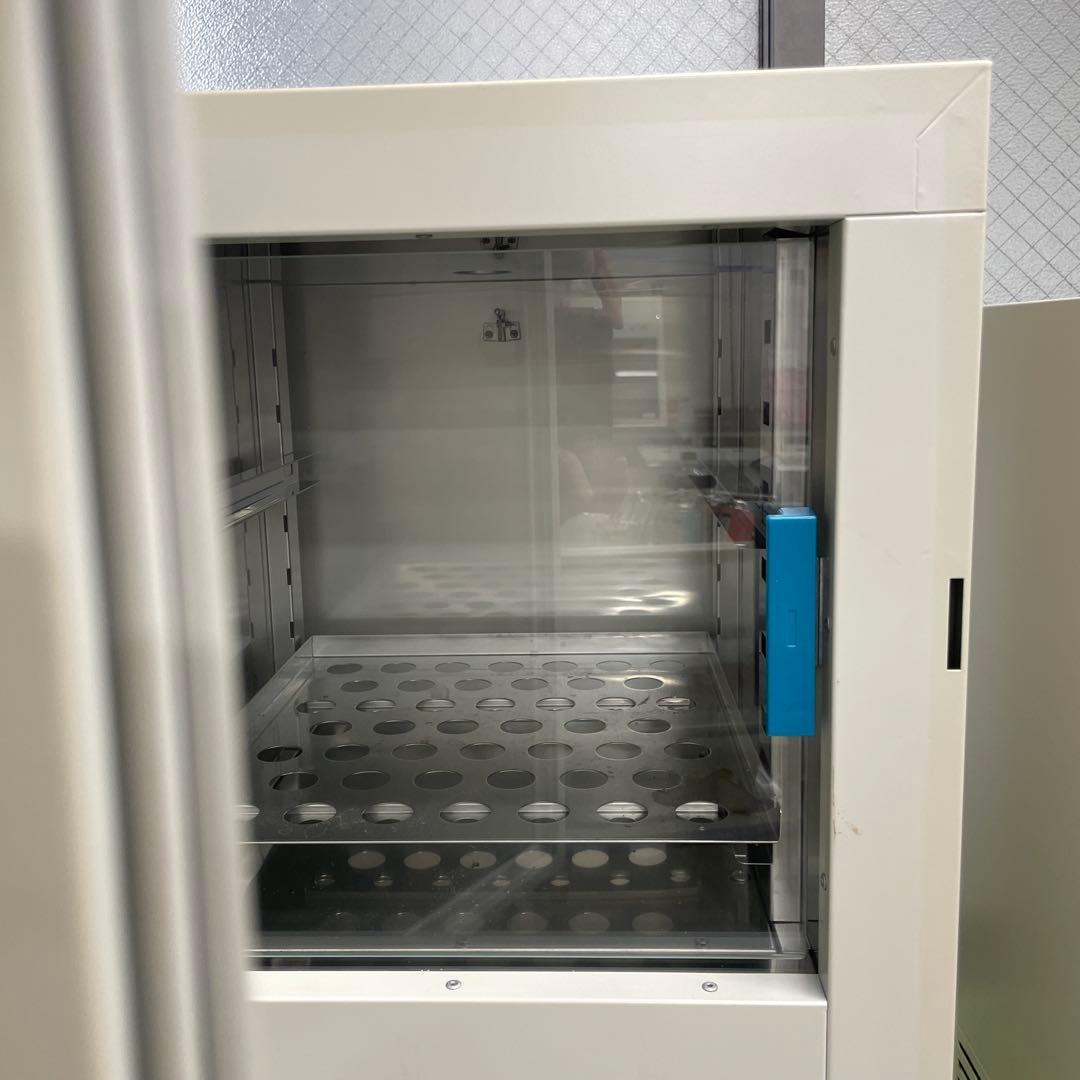 AS ONE プログラム制御インキュベーター ICV-300P