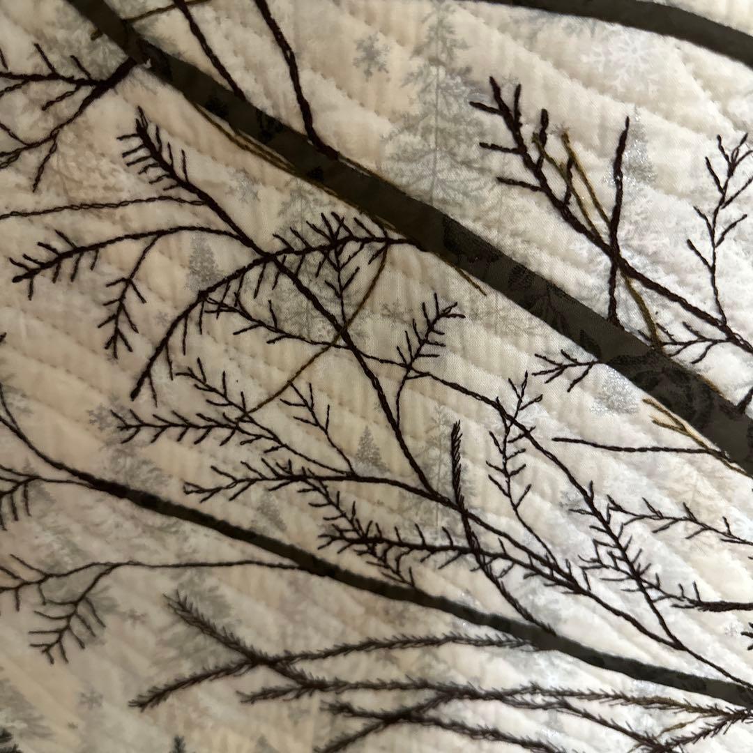 ハンドメイドパッチワークキルト、木のタペストリー