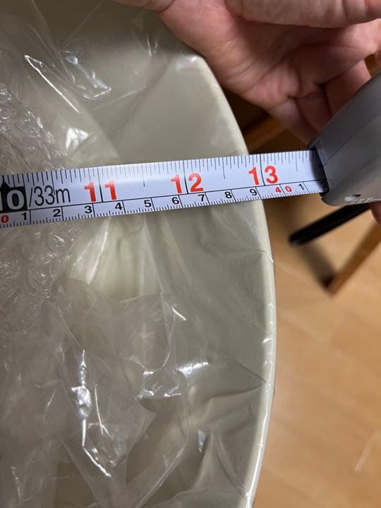 ペンダントライト　スチール  クリーム色