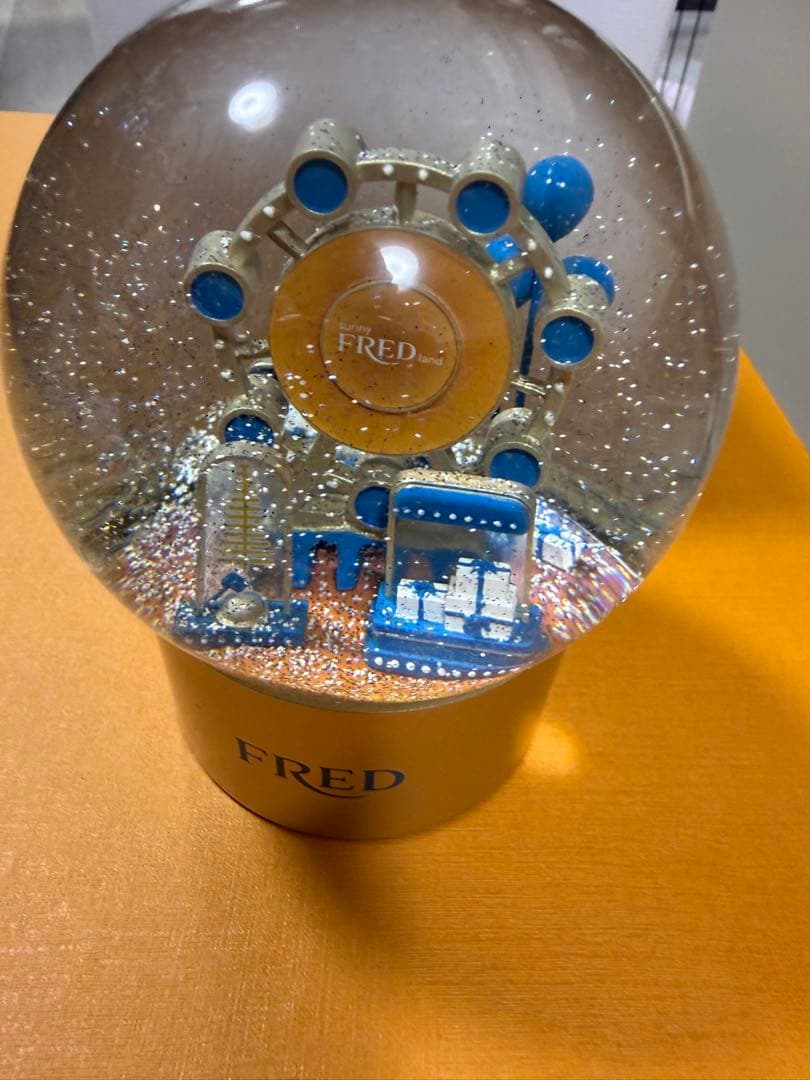 フレッド　スノードーム　ノベルティ