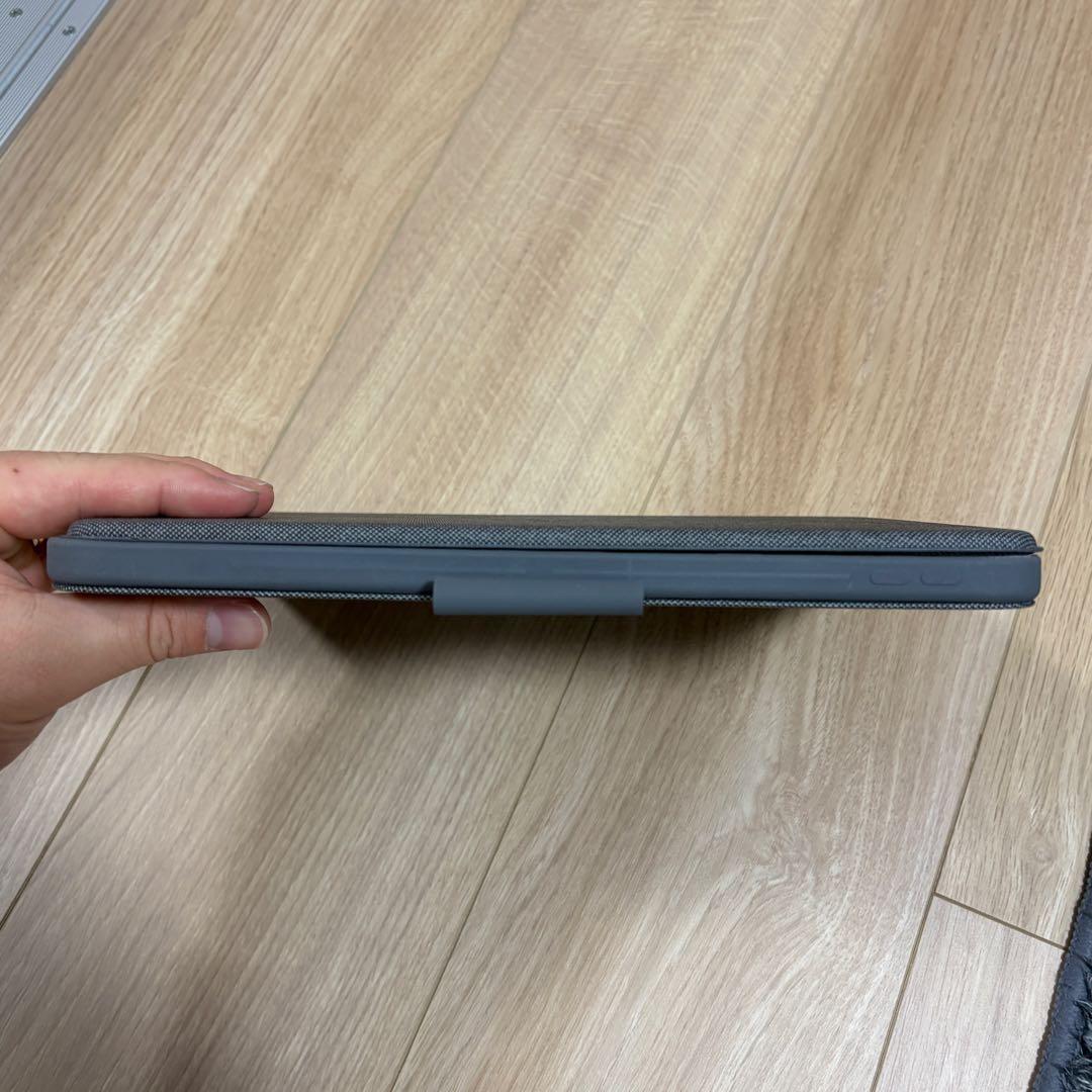 ロジクール Combo Touch iPad 第10世代用 キーボードケース