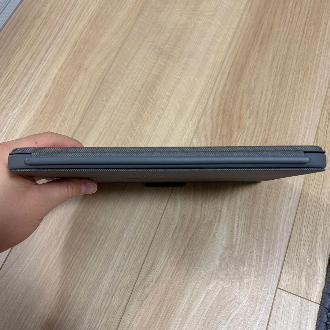ロジクール Combo Touch iPad 第10世代用 キーボードケース