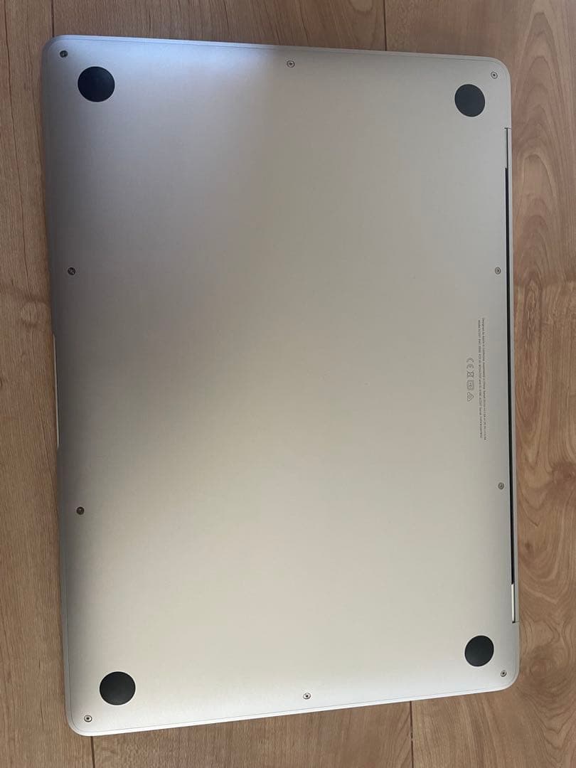 極美品　Apple MacBook Air シルバー 16g 256gb