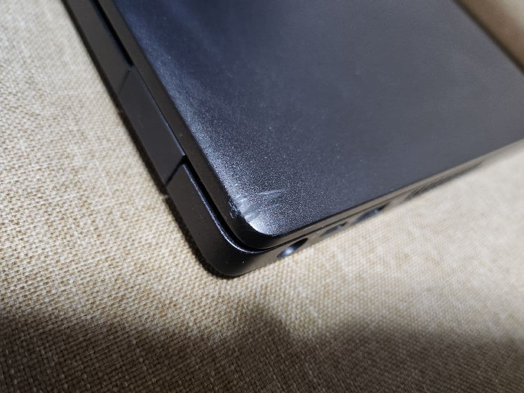 DELL Latitude 5400 ノートパソコン