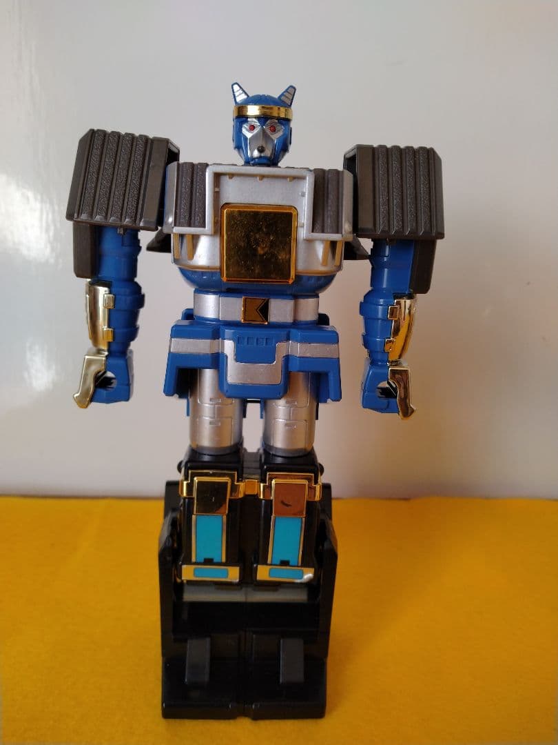 あ*き様 カクレンジャー　無敵将軍　4体　ジャンク