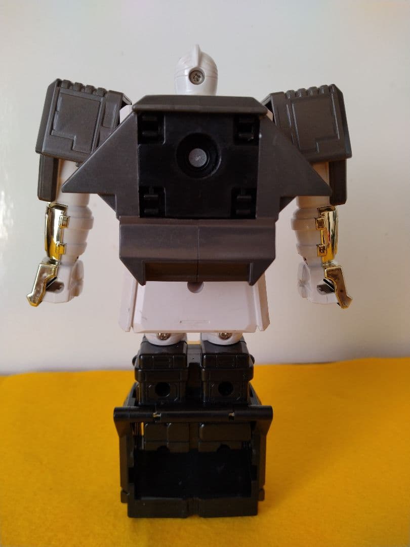 あ*き様 カクレンジャー　無敵将軍　4体　ジャンク