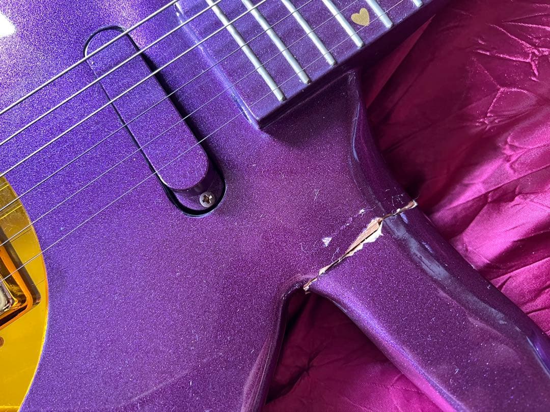 ほぼ未使用プリンスprinceシンボルギター 完動品エレキギター 激レア品訳あり