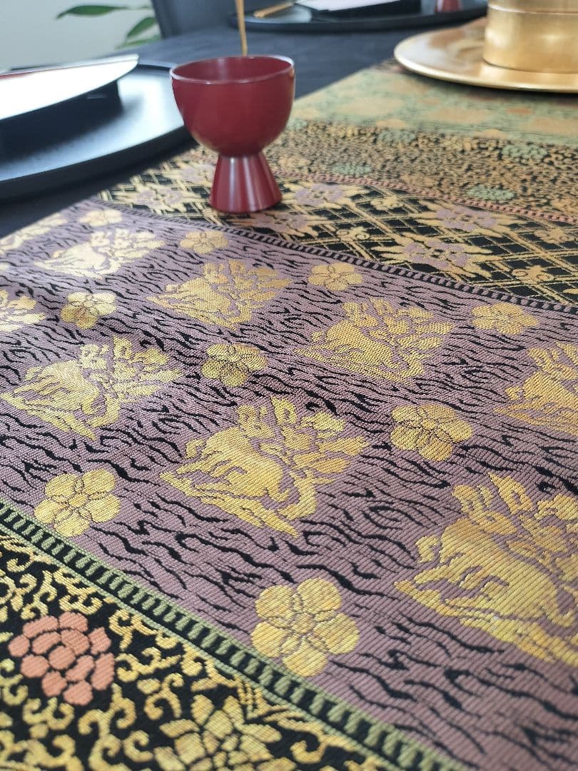 A969★高級‼️全通帯‼️兎、唐草模様‼️袋帯テーブルランナー2m18cm