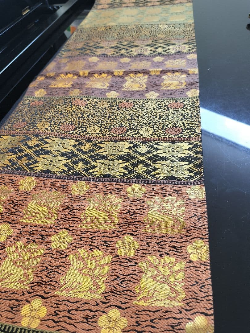 A969★高級‼️全通帯‼️兎、唐草模様‼️袋帯テーブルランナー2m18cm