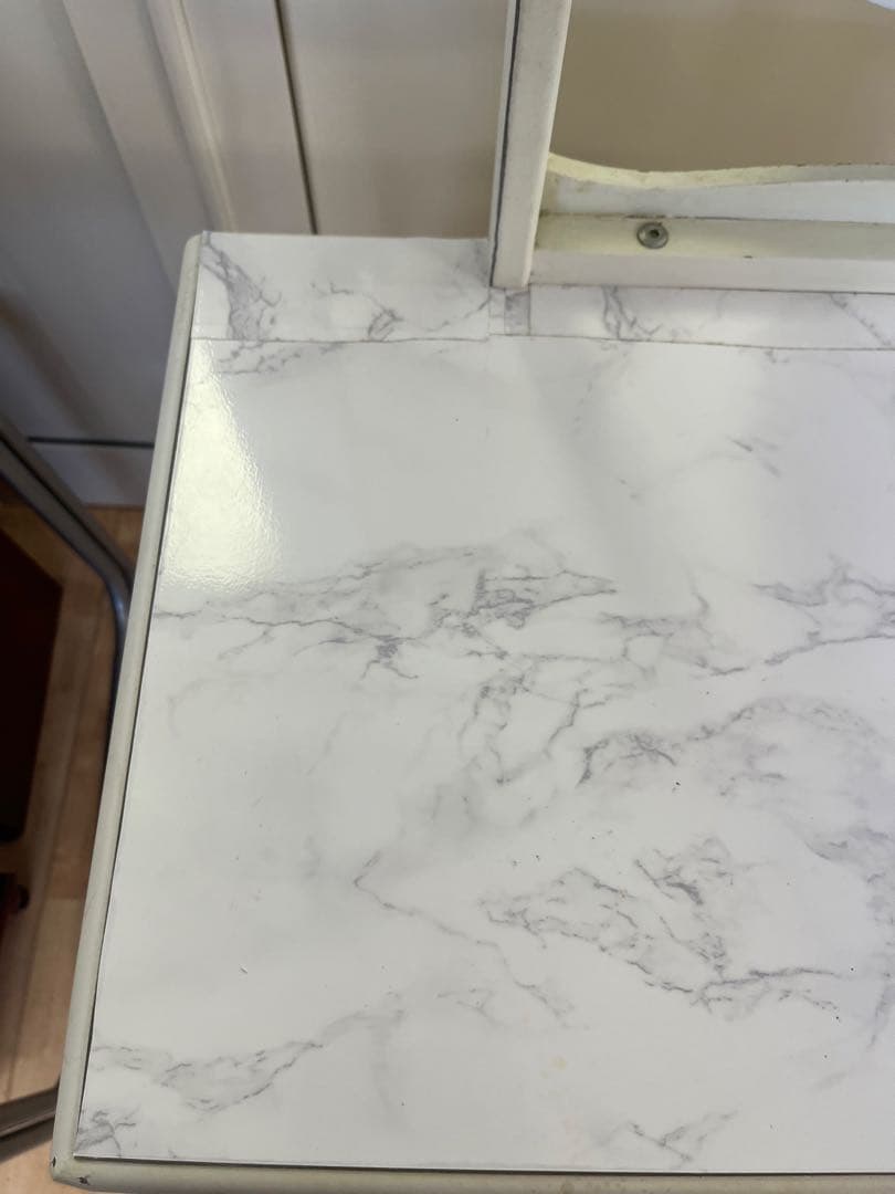 ドレッサー　鏡台　化粧台　大理石柄　昭和レトロ　白　ホワイト　おしゃれ