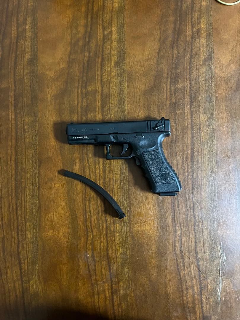 美品　東京マルイ　カスタム品　グロックG18C Glock 金属ピニオンギア