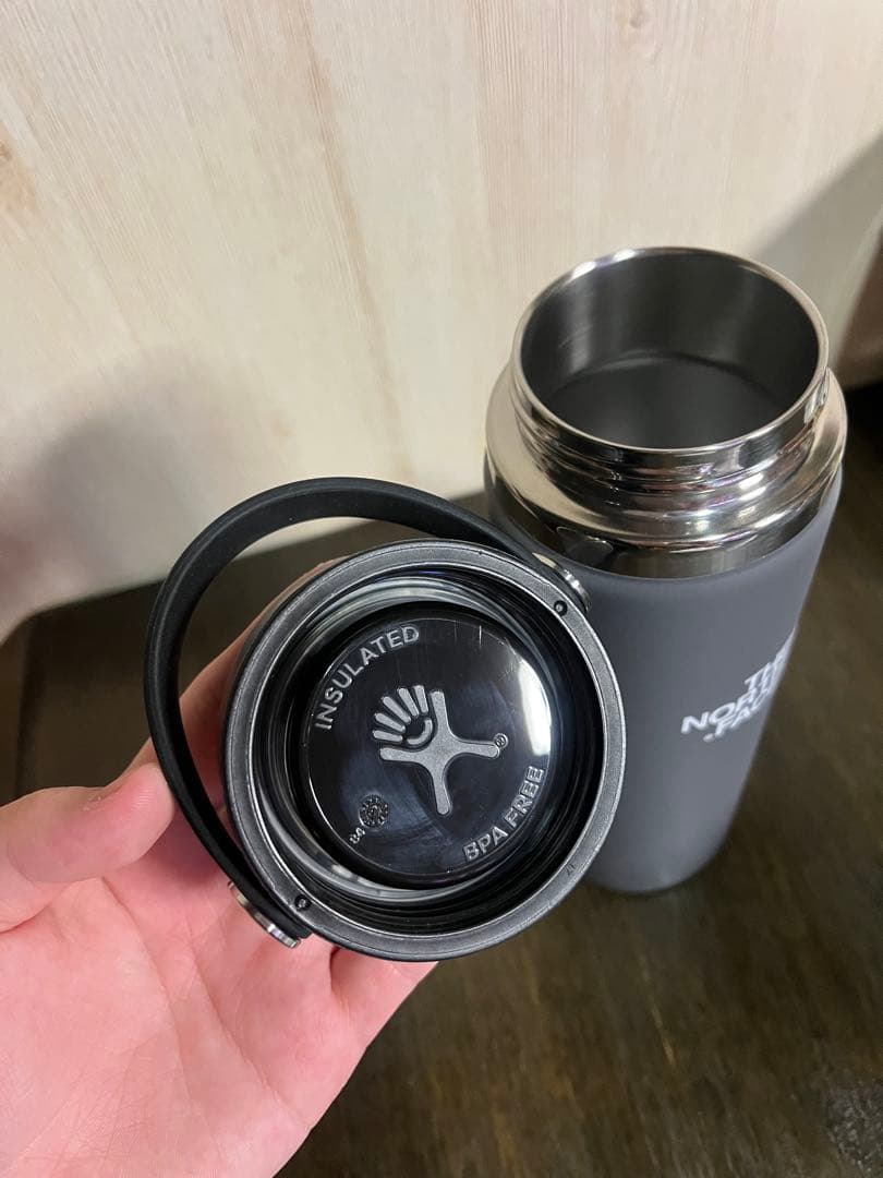 ノースフェース　水筒