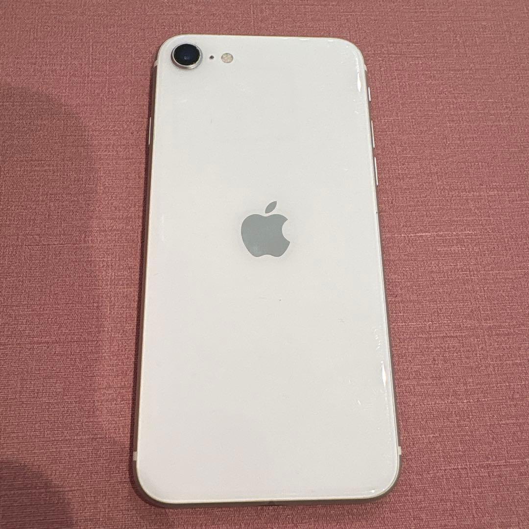 Apple iPhone SEホワイト 本体