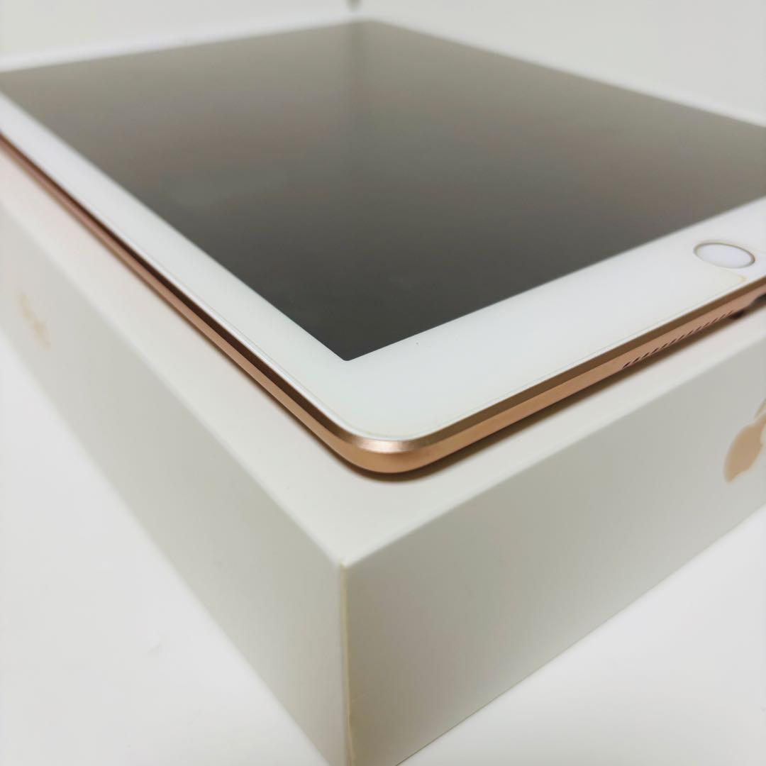 iPad 第6世代 32GB Wi-Fi + Cellular
