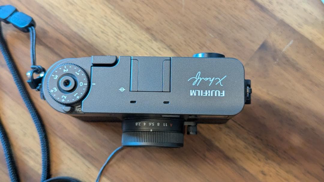 FUJIFILM X half チャコールシルバー（5年保証つき）