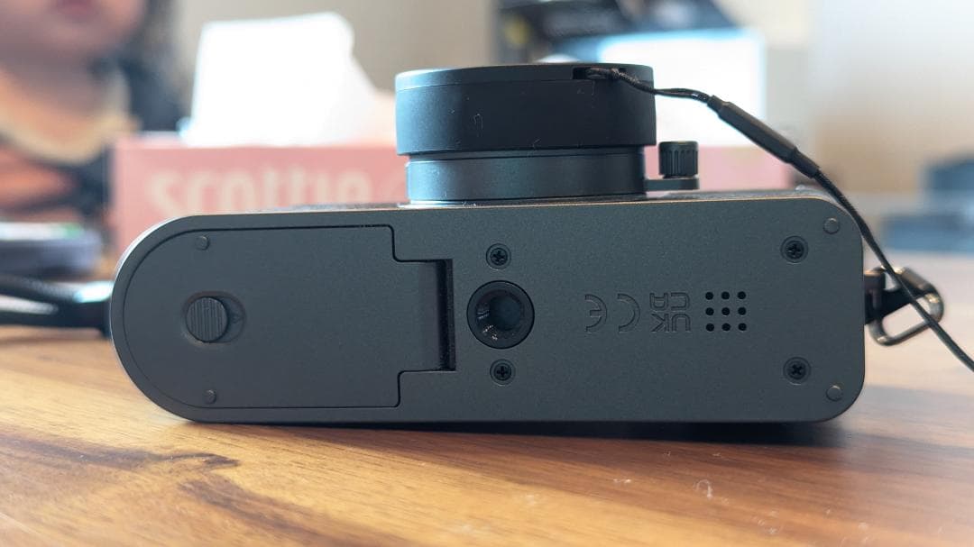 FUJIFILM X half チャコールシルバー（5年保証つき）