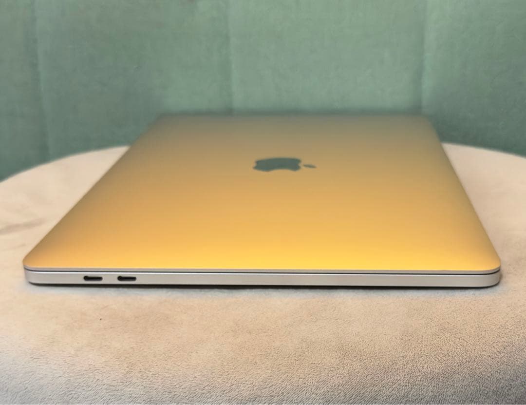 MacBook本体 MacBook Pro 13inch i5 16GB 512GB 2020