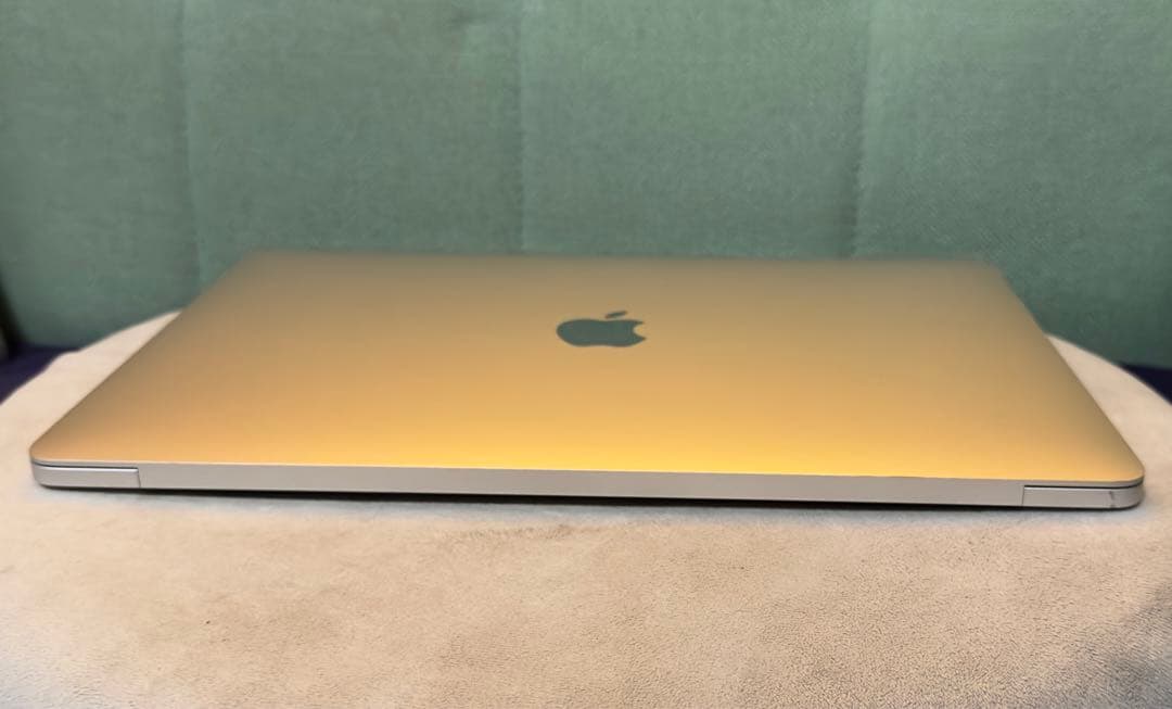 MacBook本体 MacBook Pro 13inch i5 16GB 512GB 2020