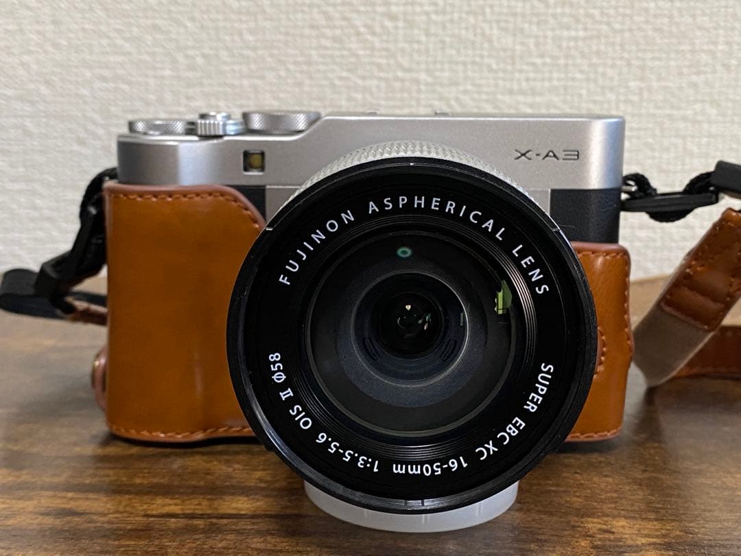 【美品】Fujifilm X-A3 XC16-50mm OIS II