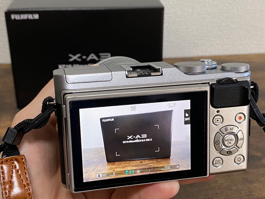 【美品】Fujifilm X-A3 XC16-50mm OIS II