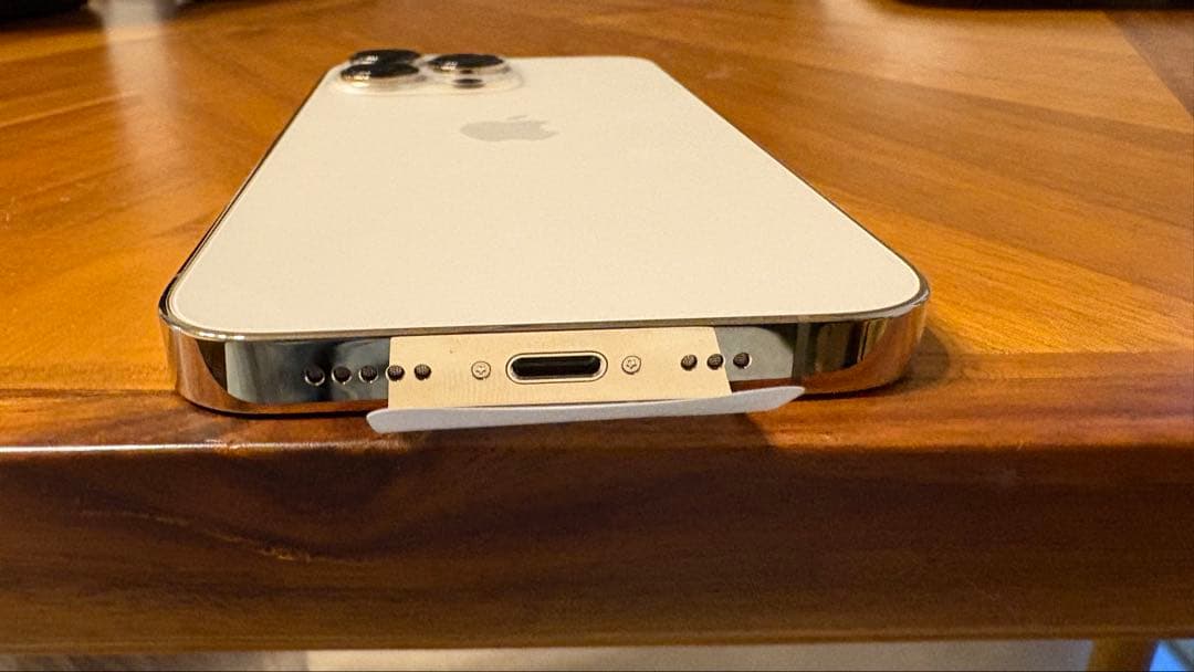 Apple iPhone 13 Pro 本体　256GB