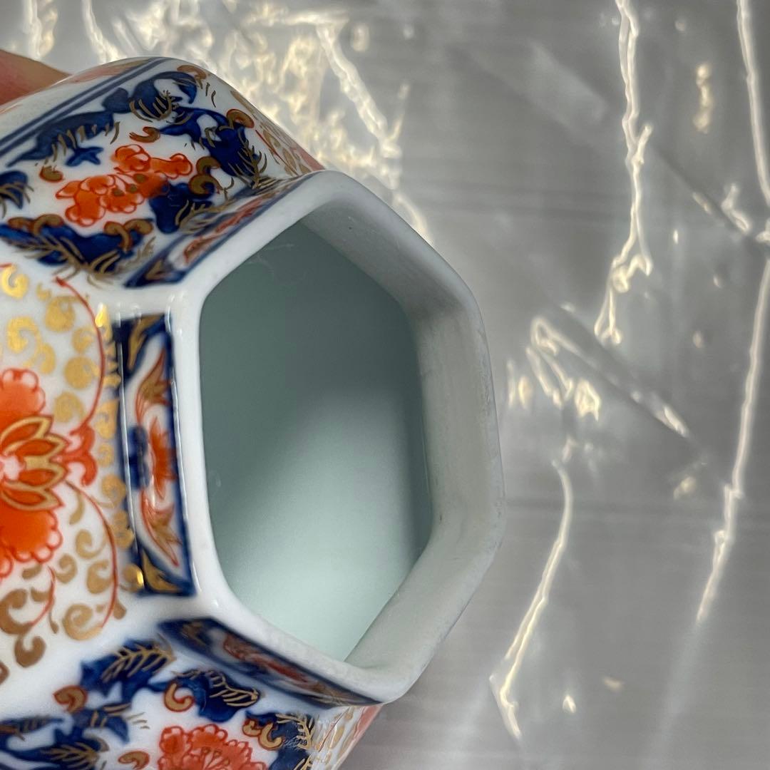 ☆有田焼 角福　沈香壺 六角飾壺 金彩染錦 間取花絵