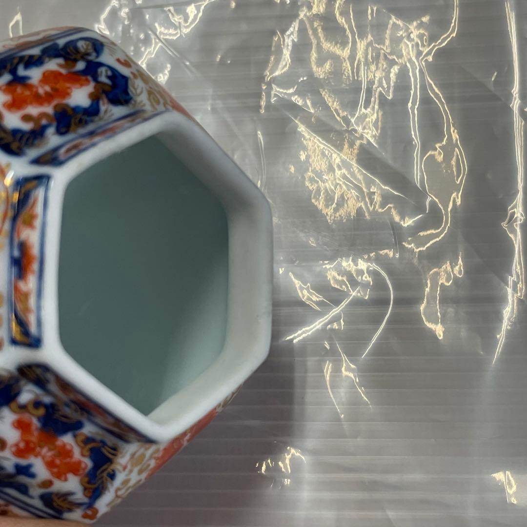 ☆有田焼 角福　沈香壺 六角飾壺 金彩染錦 間取花絵