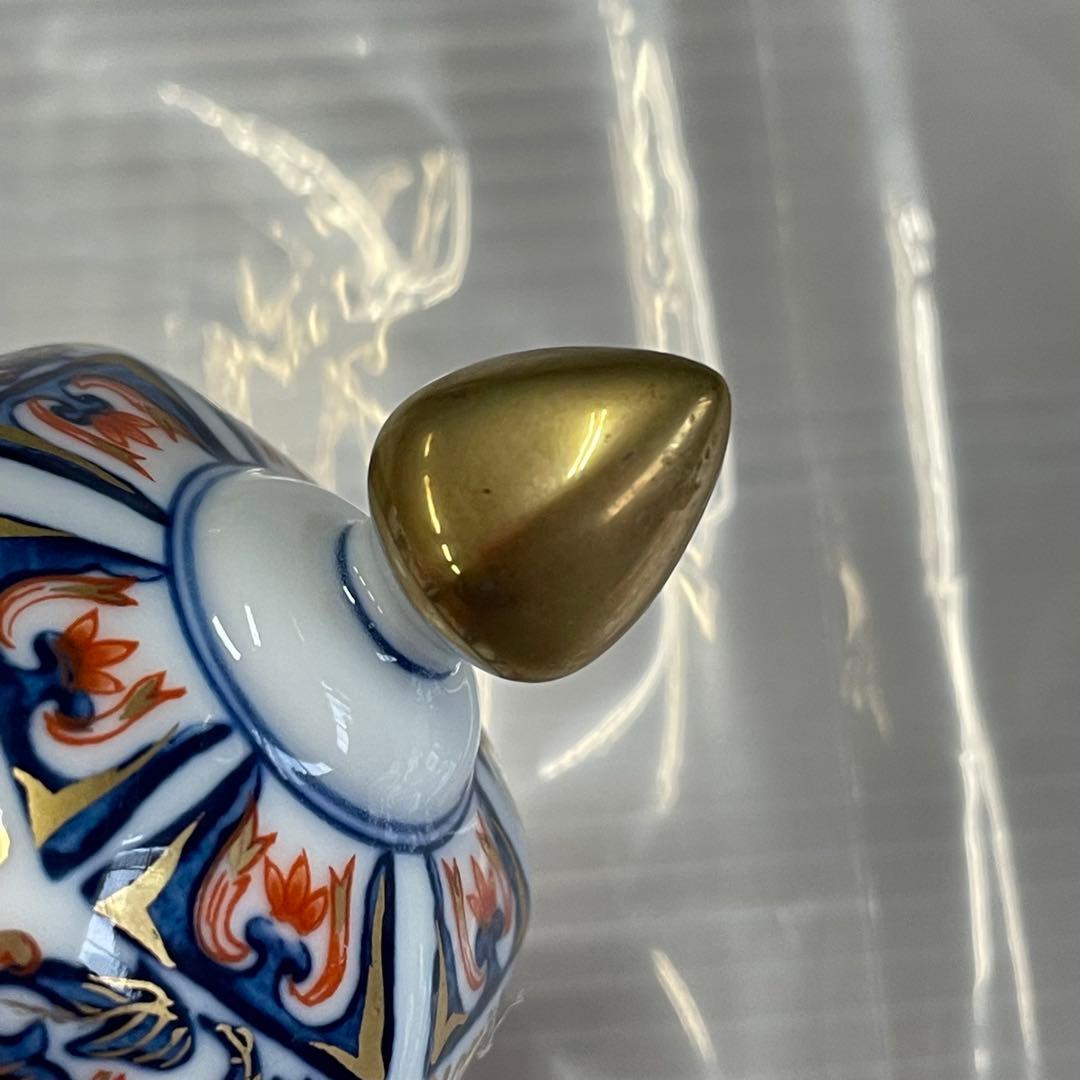 ☆有田焼 角福　沈香壺 六角飾壺 金彩染錦 間取花絵