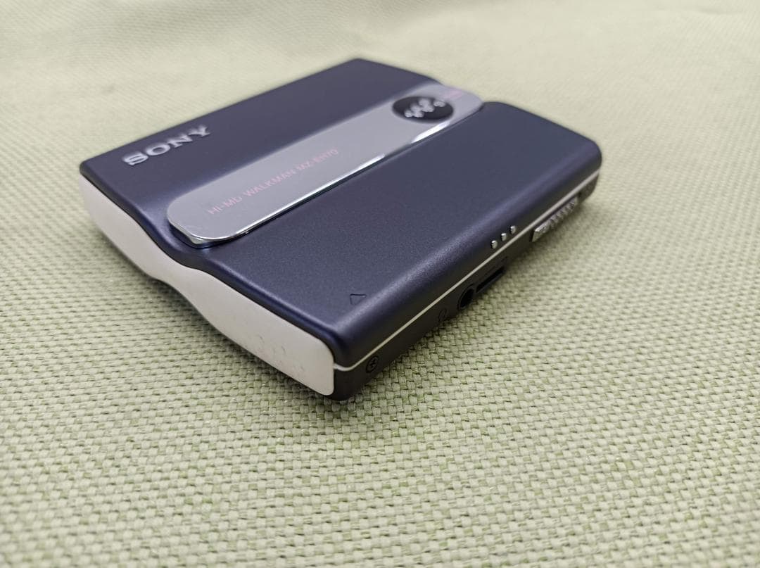 都《JTEHC》SONY ソニー　MD ウォークマン MZ-EH70