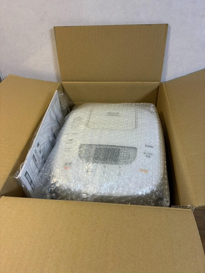 アイリスオーヤマ 炊飯器 5.5合 40銘柄炊き分け機能RC-ME50-W