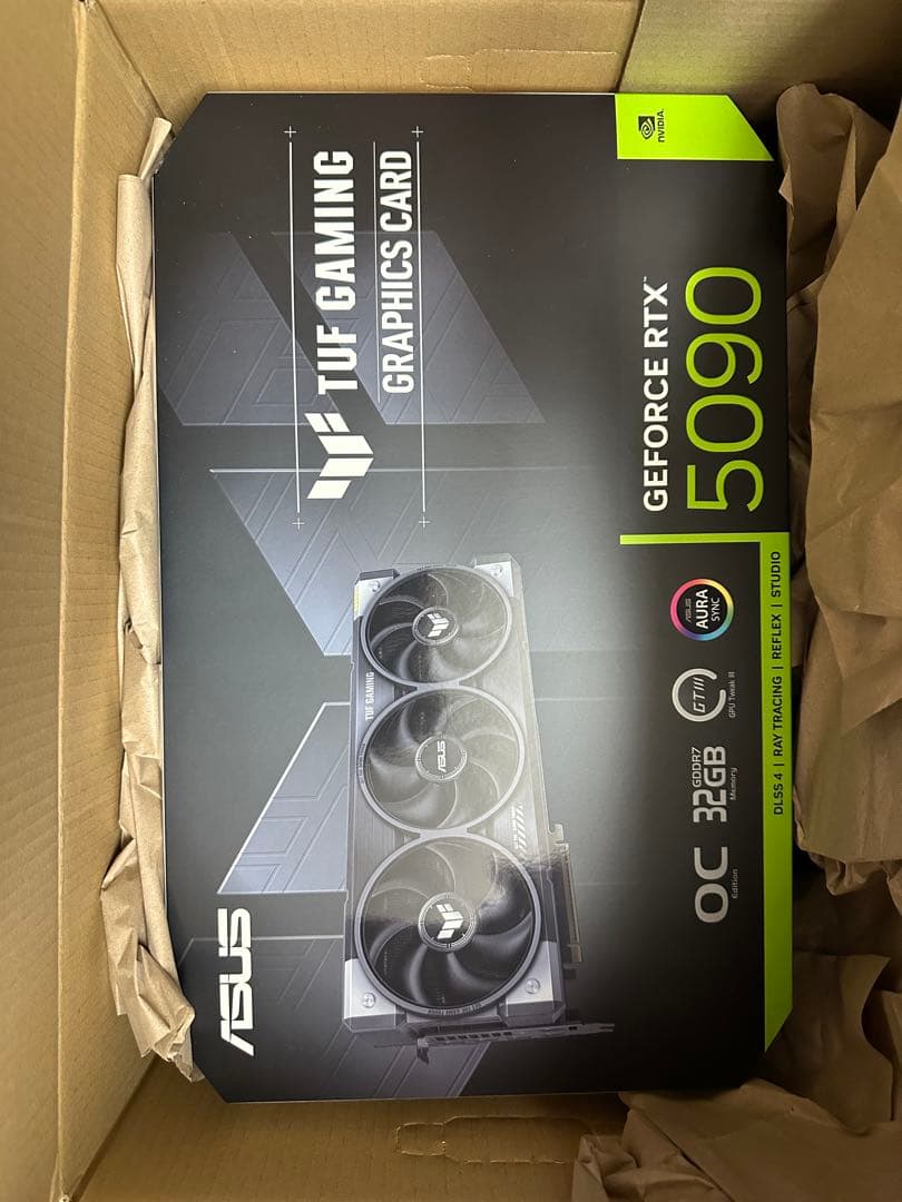 グラフィックボード・グラボ・ビデオカード ASUS TUF Gaming GeForce RTX 5090 32GB OC