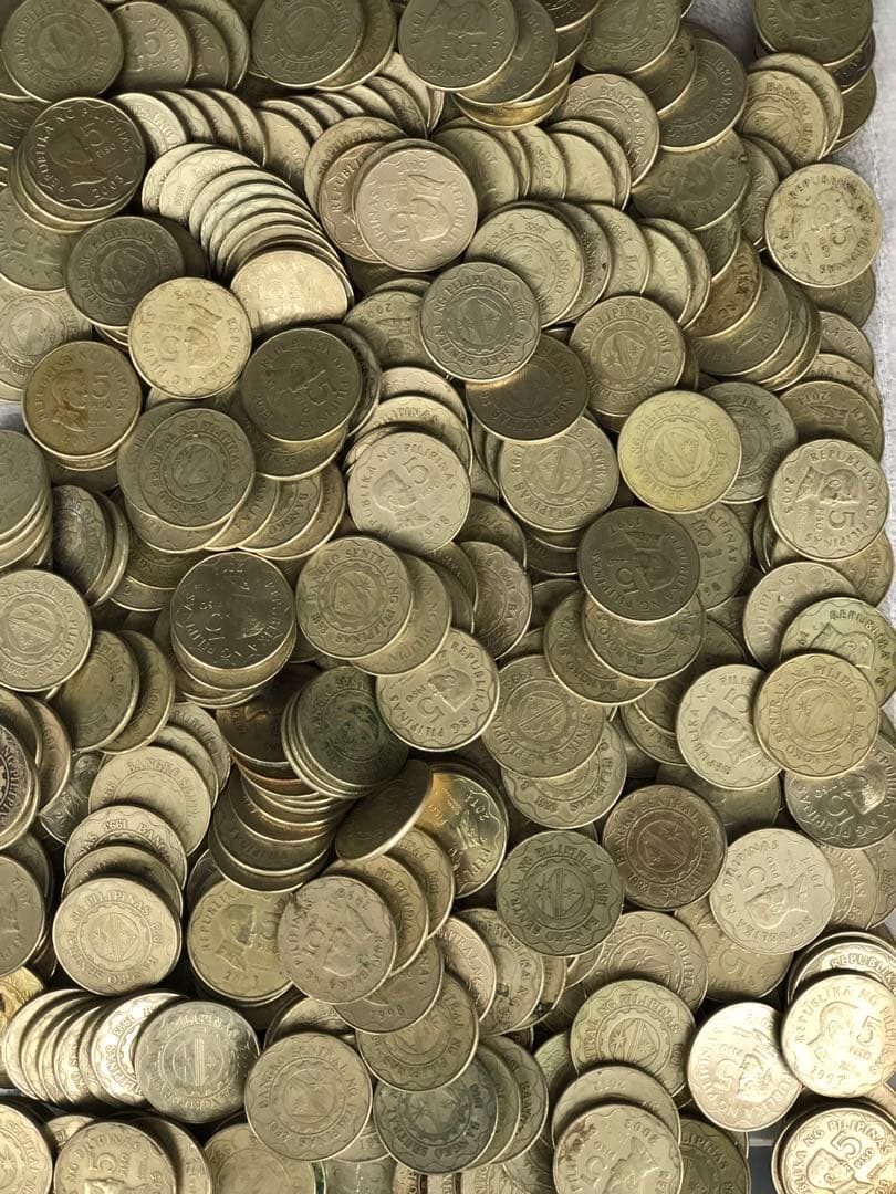2578【フィリピン】旧5ペソ　大型　銅貨　硬貨　ランダム50枚