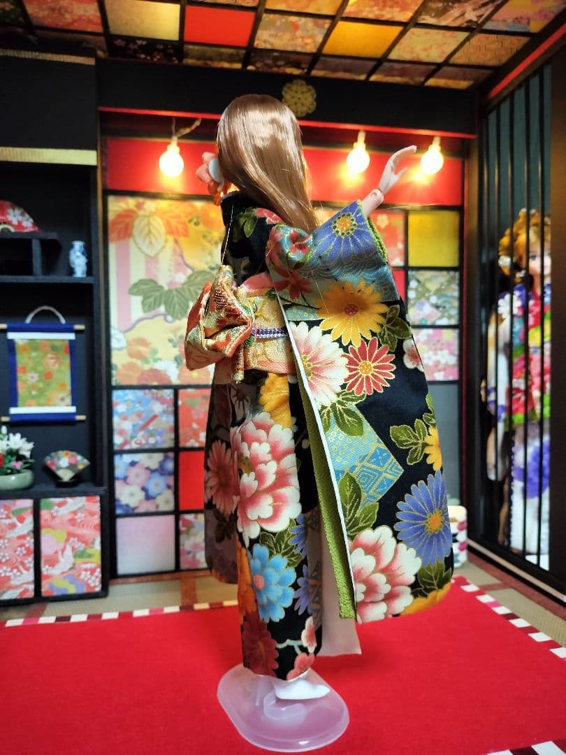 ジェニーFriendフローラSAJボディ本体&アウトフィットセット