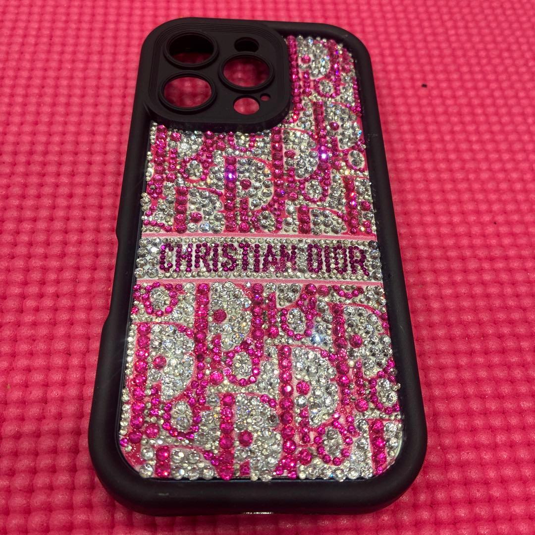 iPhone16 pro用ラメハートソフトケース 即日発送可能　即完売します！