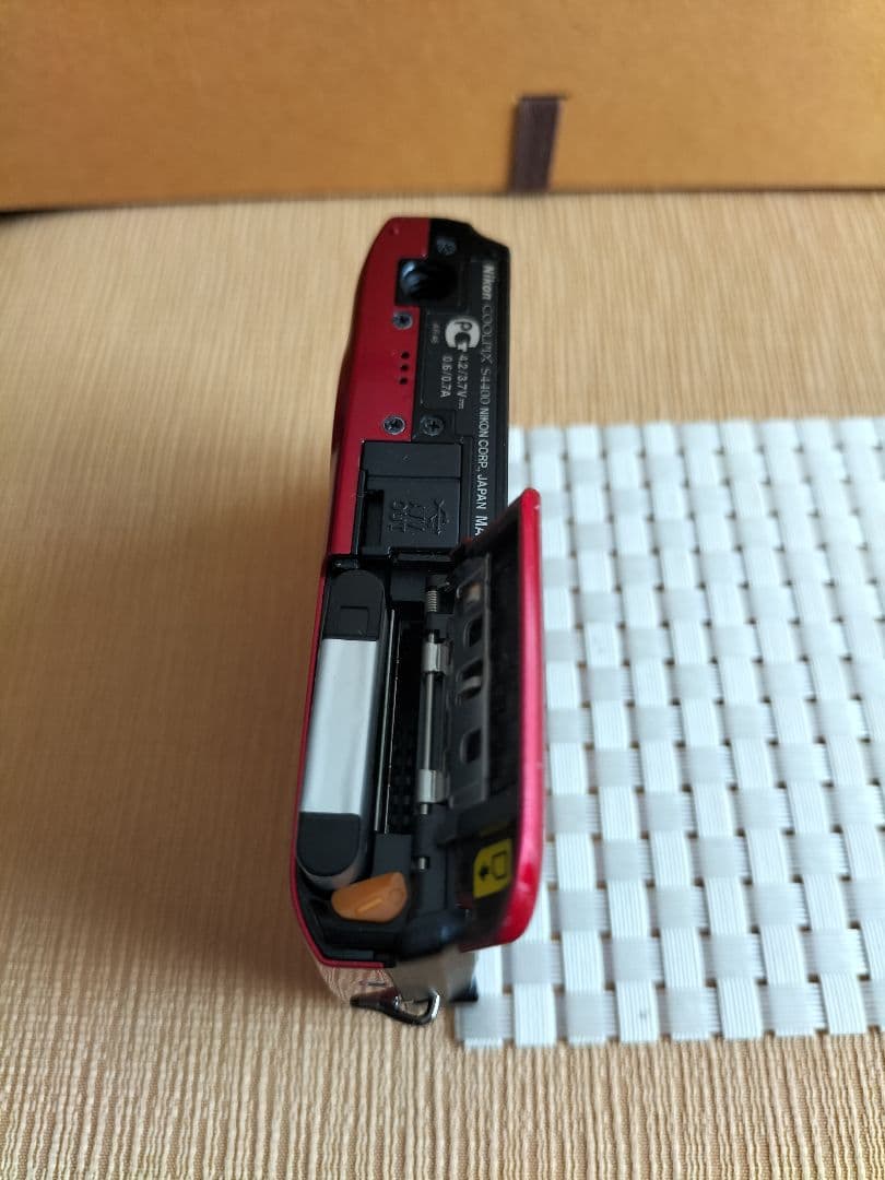 美品 Nikon COOLPIX S4400 動作確認済み バッテリー付き