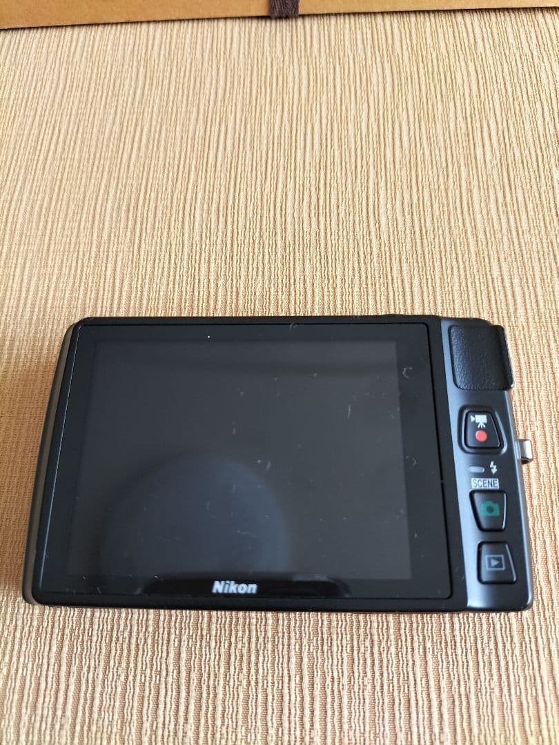 美品 Nikon COOLPIX S4400 動作確認済み バッテリー付き