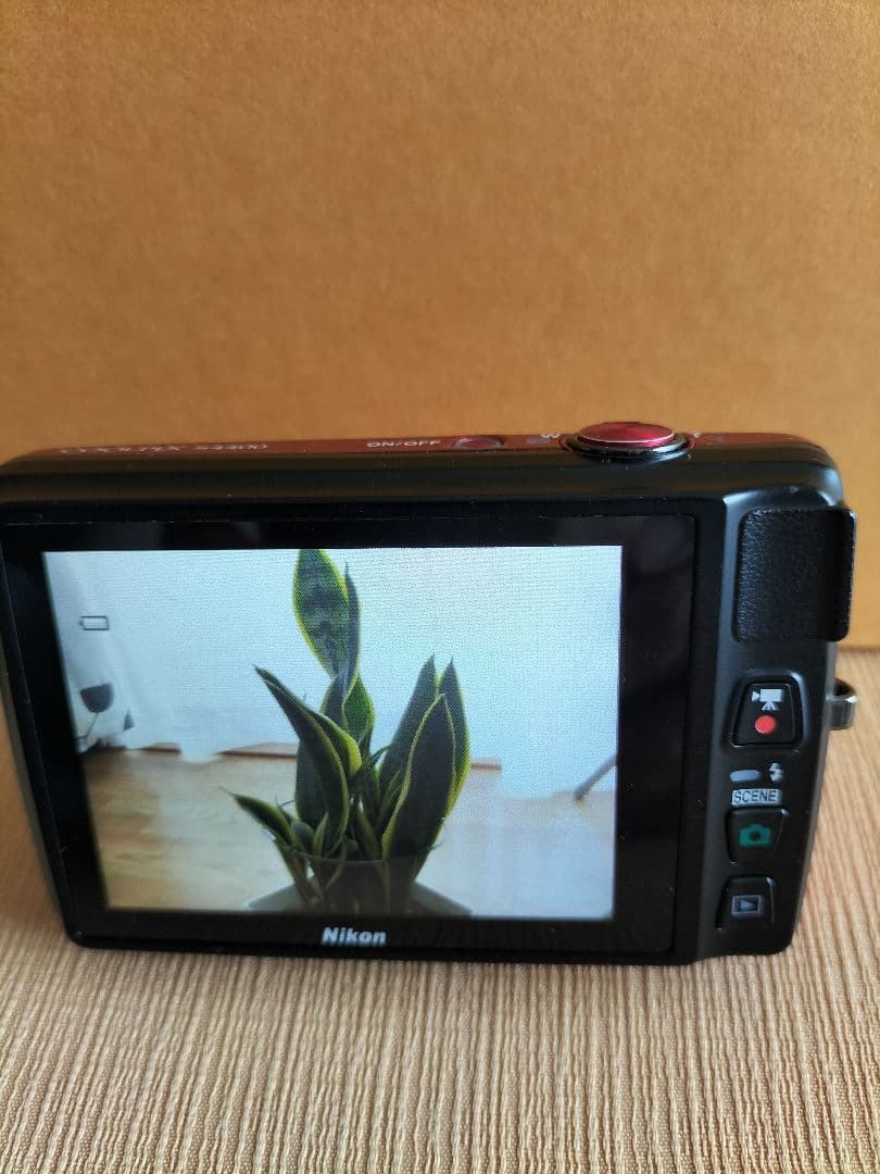 美品 Nikon COOLPIX S4400 動作確認済み バッテリー付き