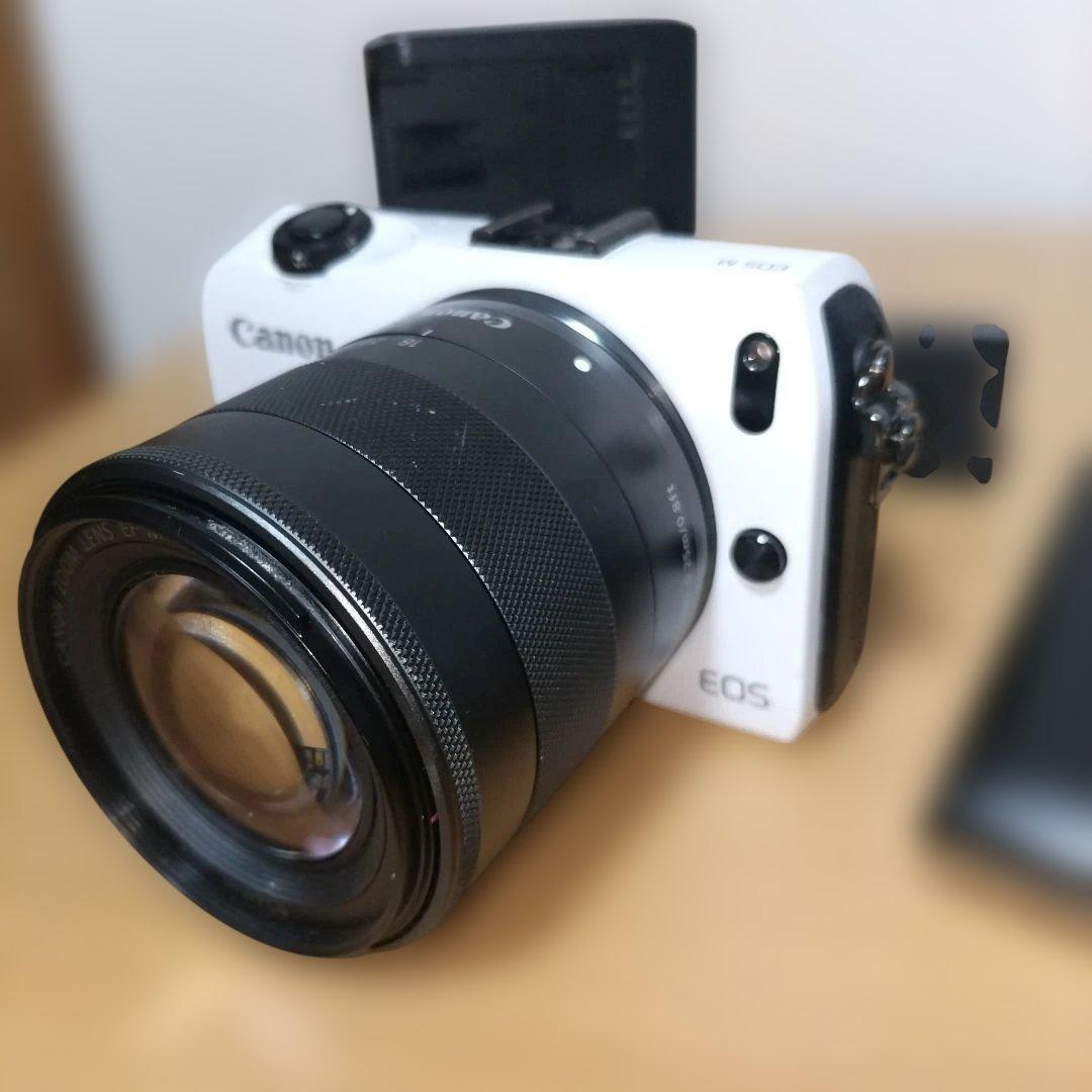 キヤノン　EOS M　 レンズキット