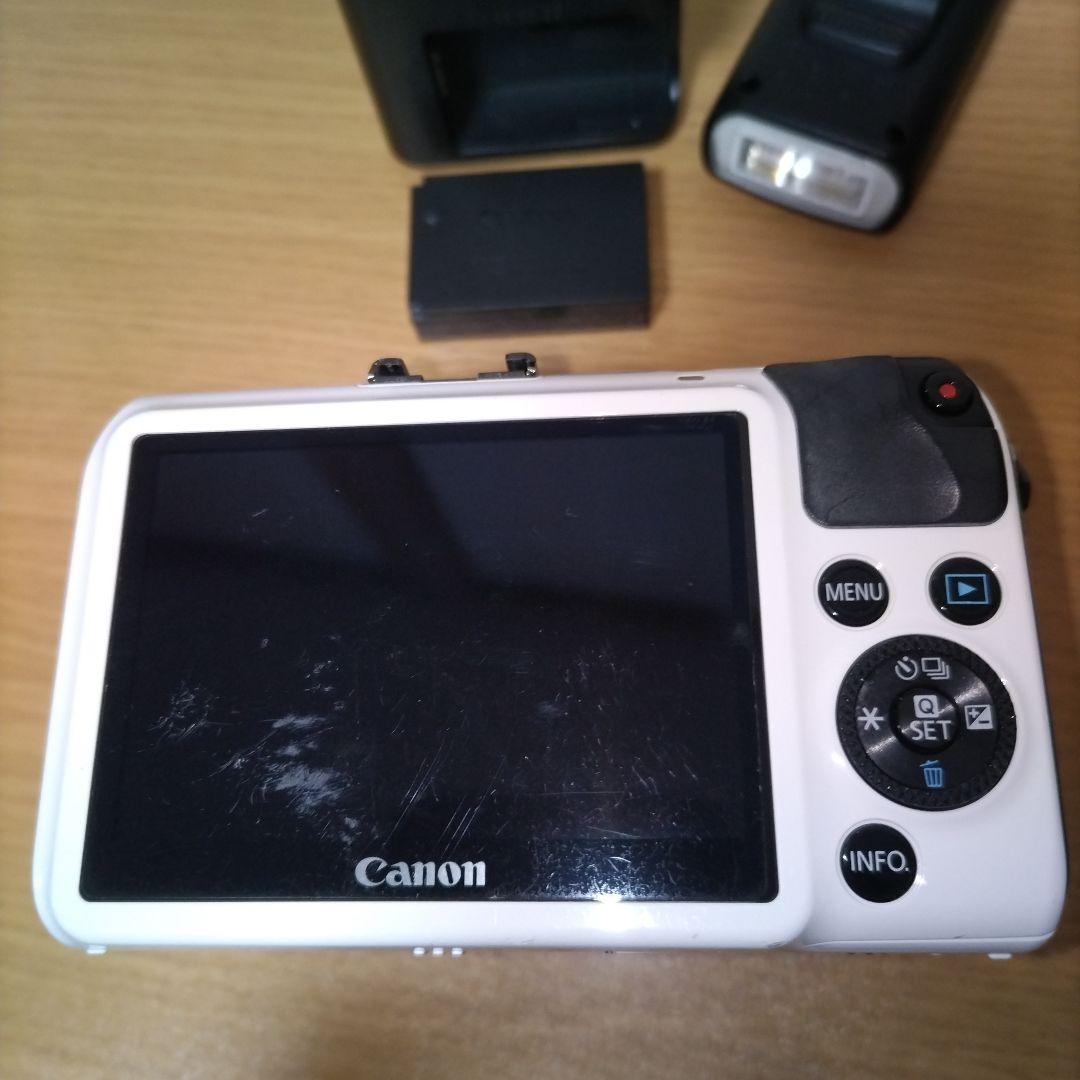 キヤノン　EOS M　 レンズキット