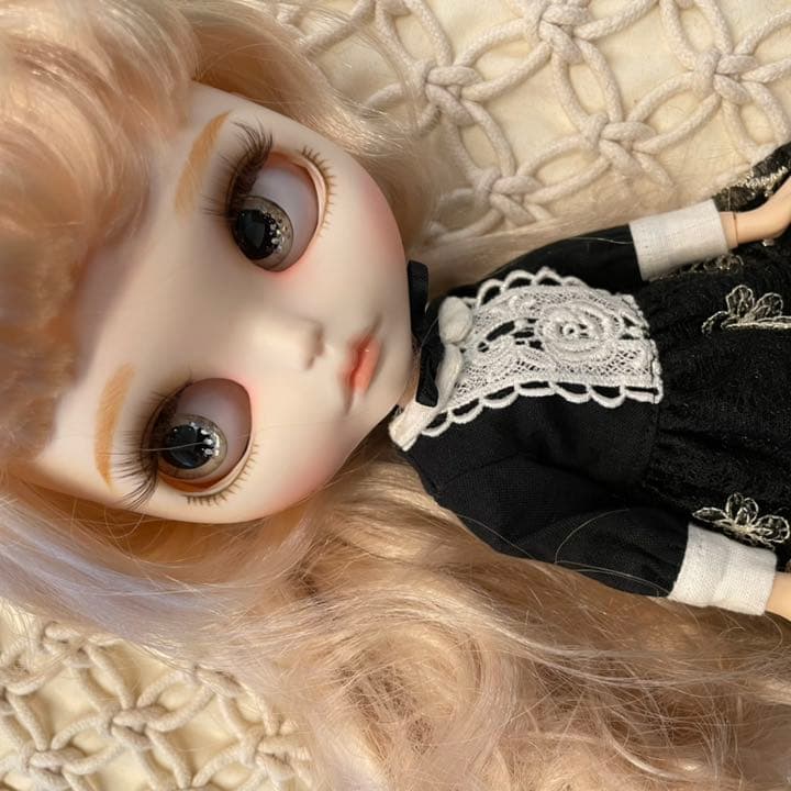 SALE！カスタムアイシードール　ピンクベージュ　薔薇モチーフ　カスタマー様