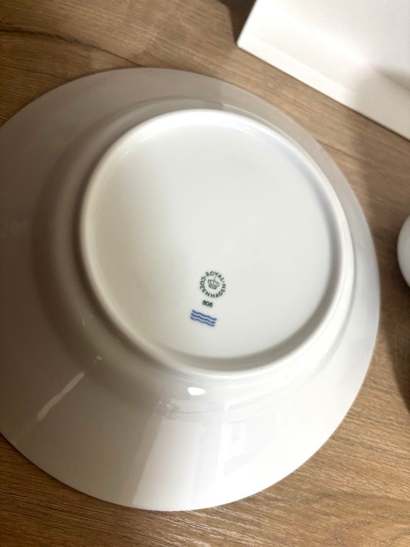 【新品、未使用】ロイヤルコペンハーゲンペアカップ&パスタプレート2枚