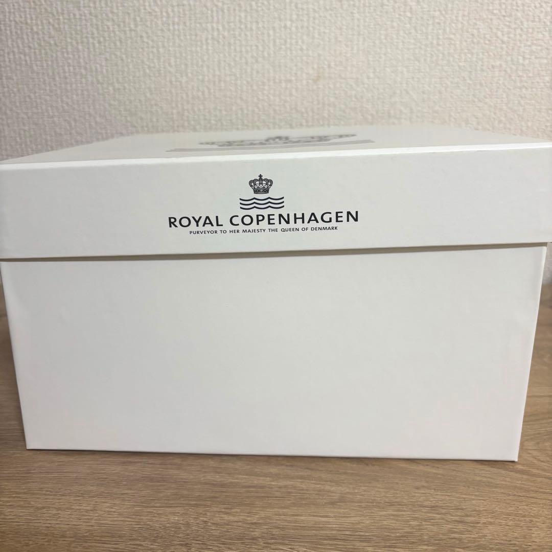 【新品、未使用】ロイヤルコペンハーゲンペアカップ&パスタプレート2枚
