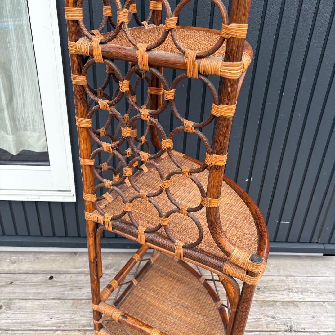 昭和レトロ 4段ラタンシェルフ 扇型コーナーラック 飾り棚 ディスプレイラック