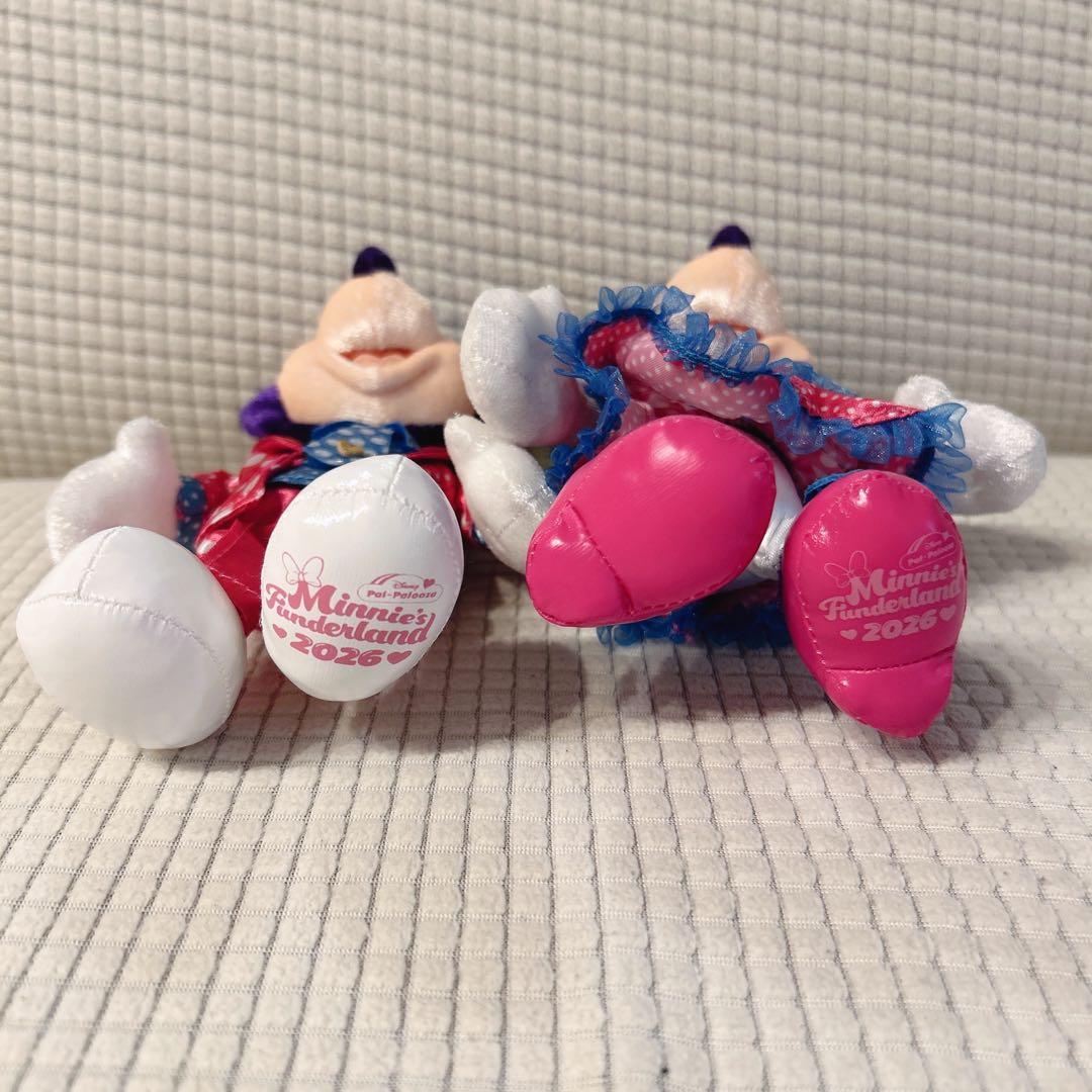 ディズニーランド ミニーのファンダーランド ミニパル ぬいぐるみバッジ 2点