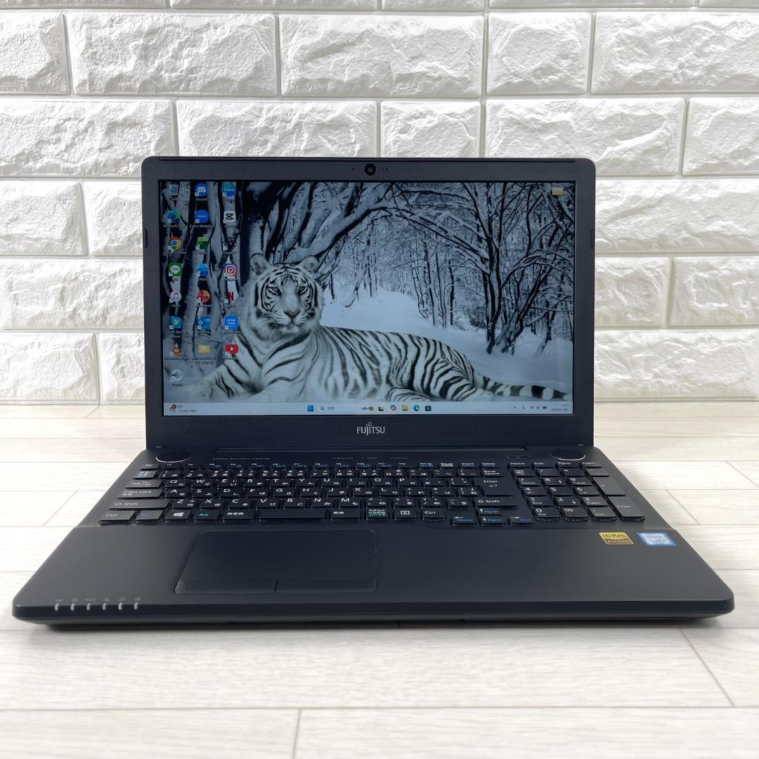 富士通 i7 新品SSD512G メモリ16 Windows11 ノートパソコン